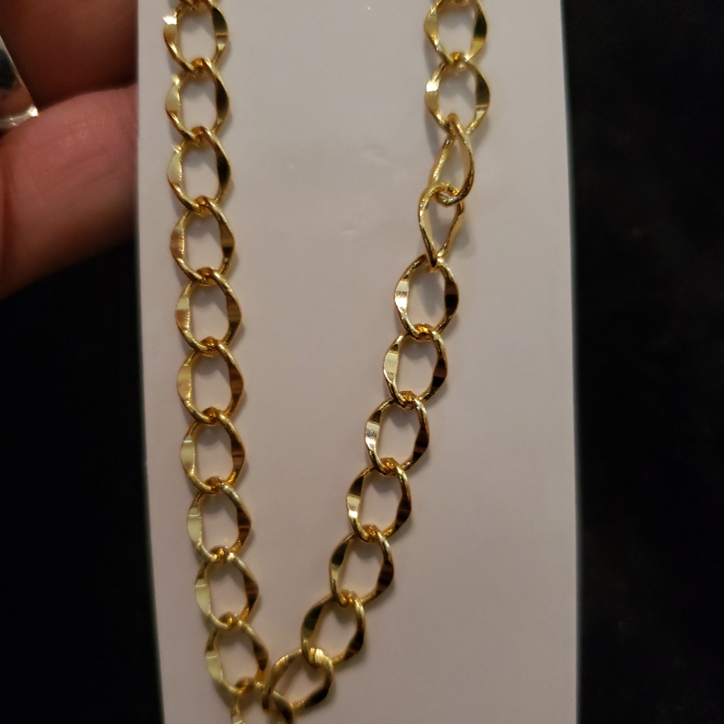 18 Kt Gold Chain Necklace